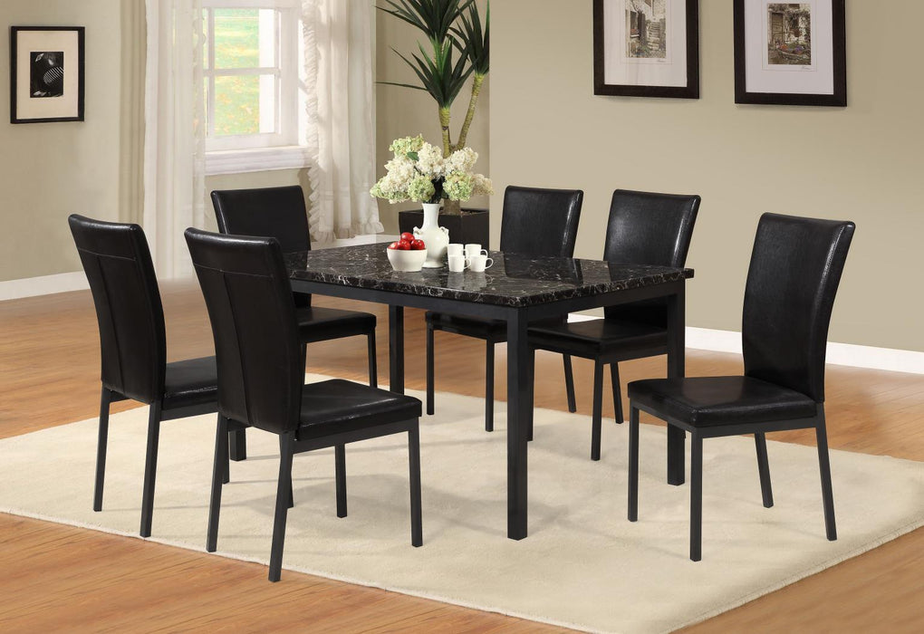 D240 Dining Table With Chairs
