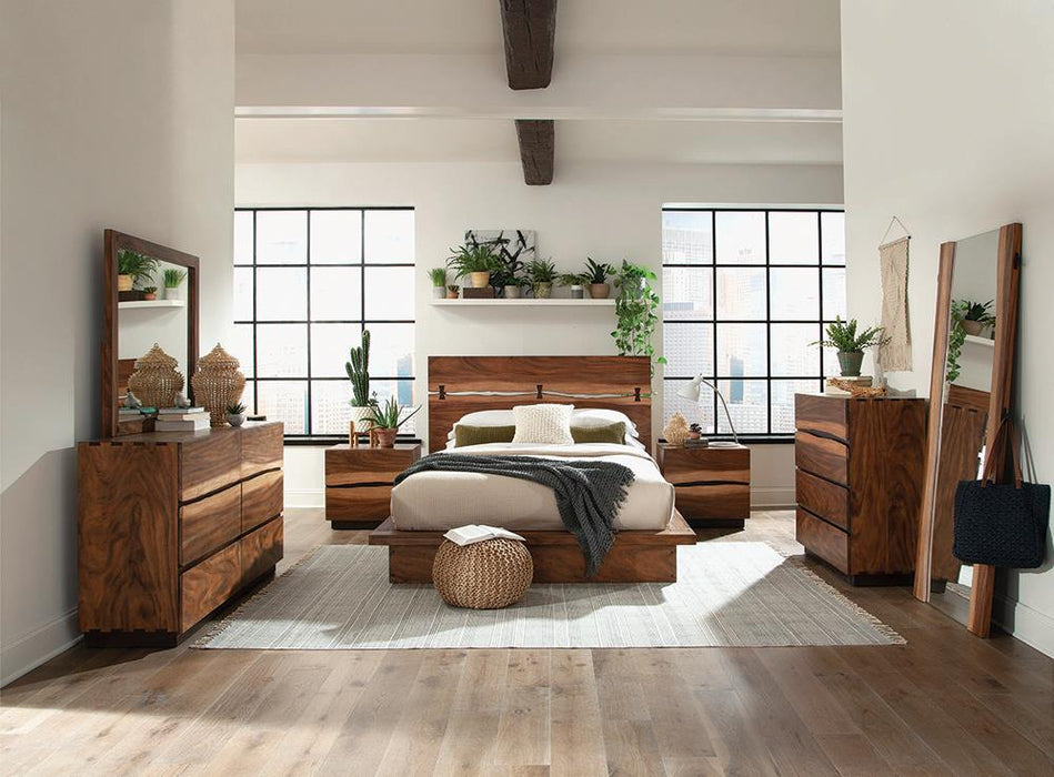 Winslow California King, E.King & Queen Bed Smokey Walnut and Coffee Bean