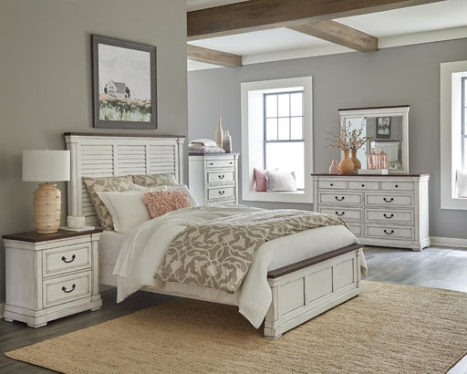 Hillcrest 5-piece Queen Panel Bedroom Set White and Dark Rum image