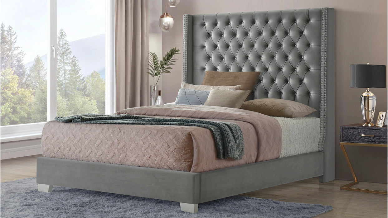 Klorey QUEEN BED - B581-Q