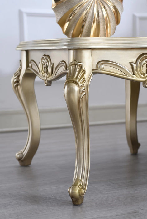 U199 Traditional Beige Chair