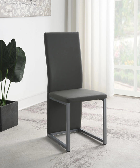 D227 Dining Table With Side Chairs