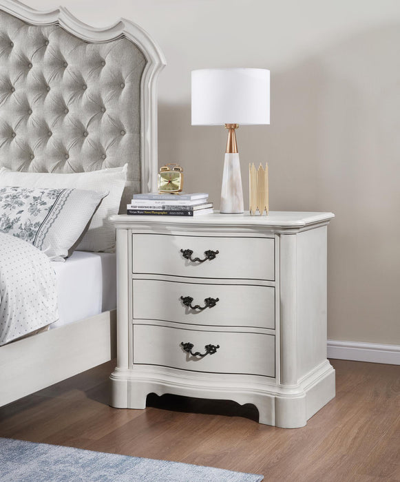King Bed-Dresser-Mirror