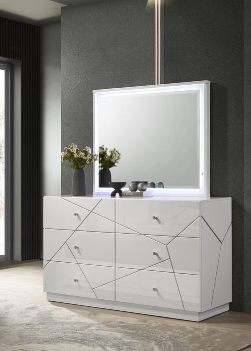 White/Gray Line Dresser