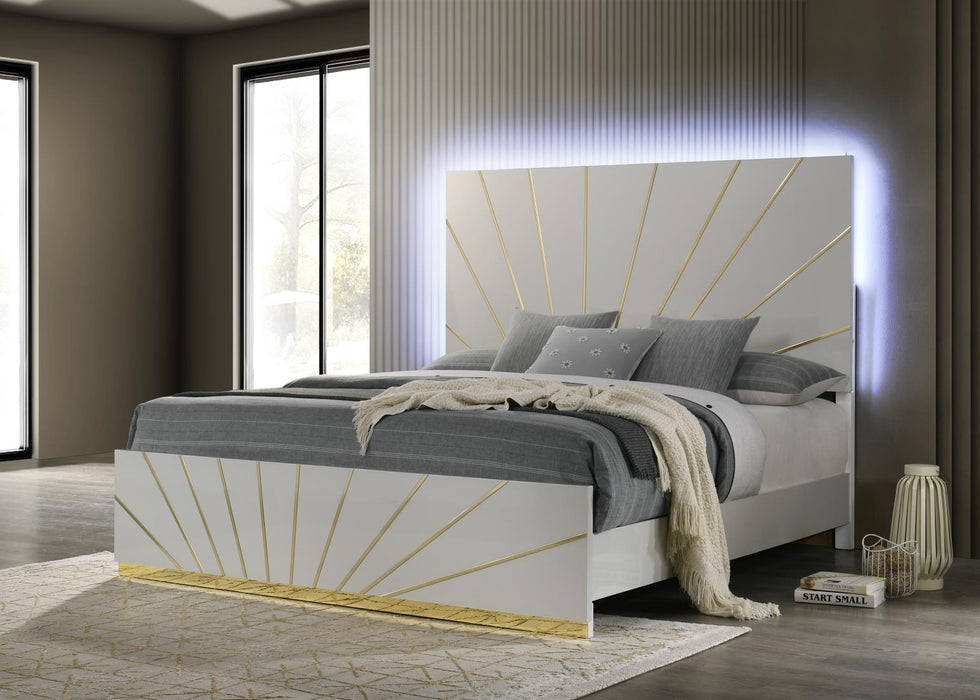 King Bed - Dresser - Mirror