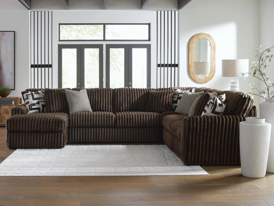 Midnight-Madness Sectional with Chaise